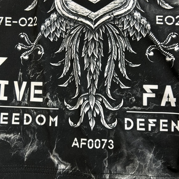 Affliction black and white board shorts size 34 - Picture 11 of 11